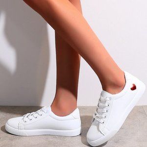 White Preppy Casual Heart Pattern Skate Shoes